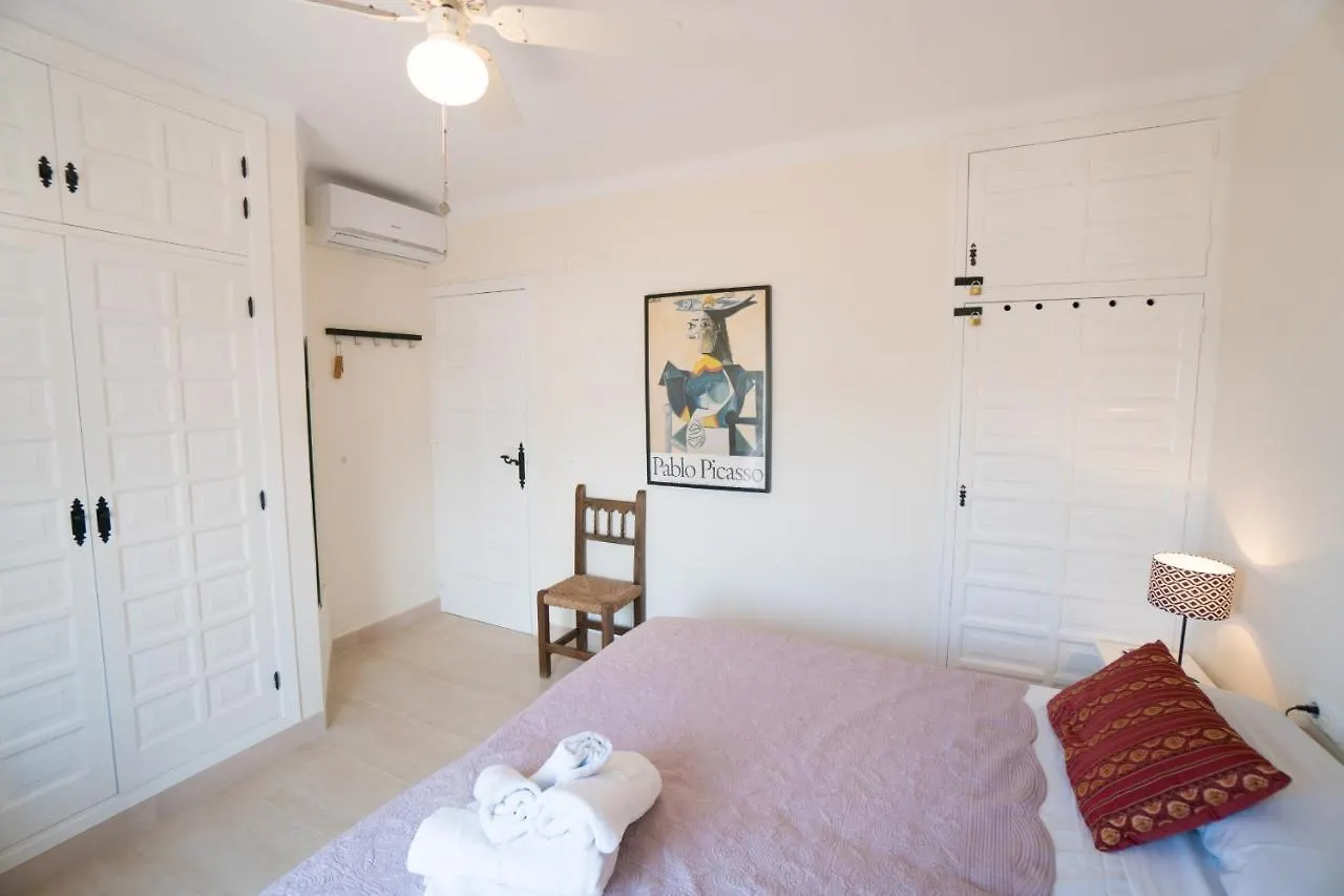 Urb. La Hacienda, 16 Apartment Nerja